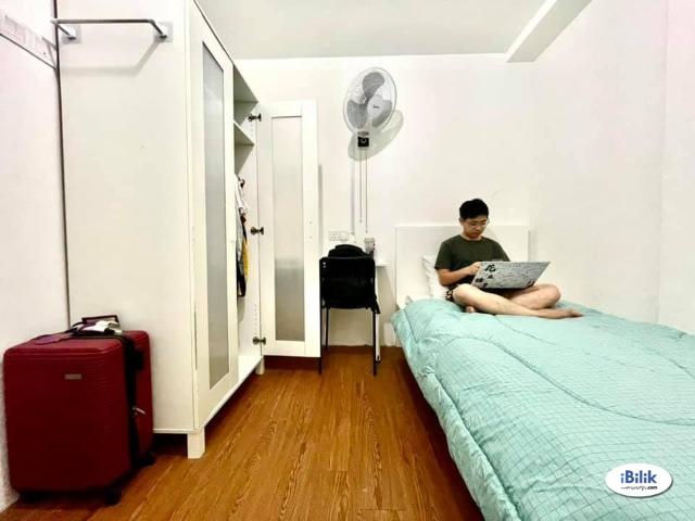 Room for rent in Petaling, Damansara Damai