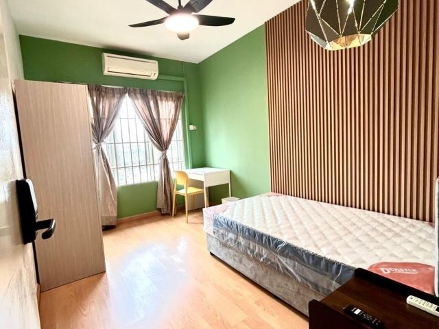 Room for rent in Country Heights Damansara, Kuala Lumpur