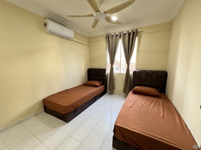 Room for rent in Petaling, Subang Jaya