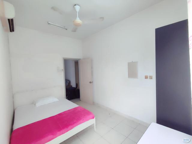 Room for rent in Petaling, Damansara Damai