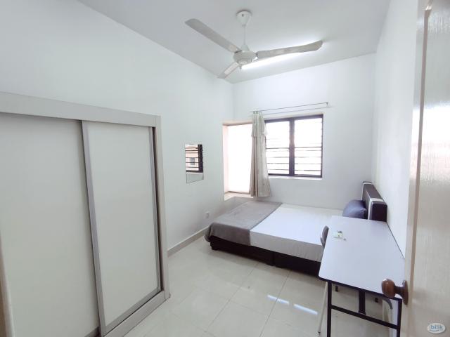 Room for rent in Petaling, Damansara Damai