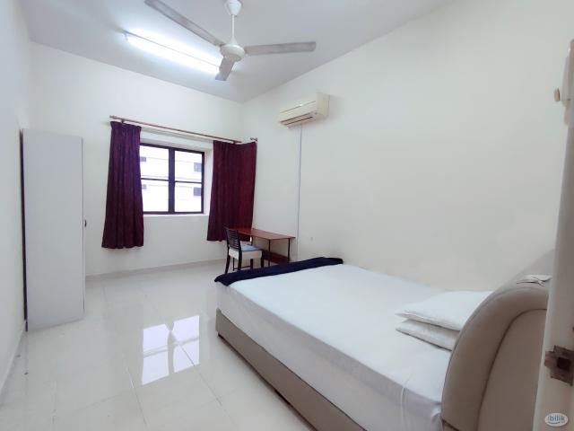 Room for rent in Petaling, Damansara Damai