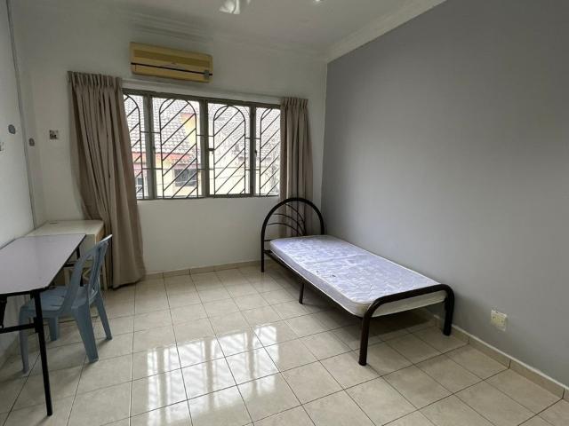 Room for rent in Petaling, Subang Jaya