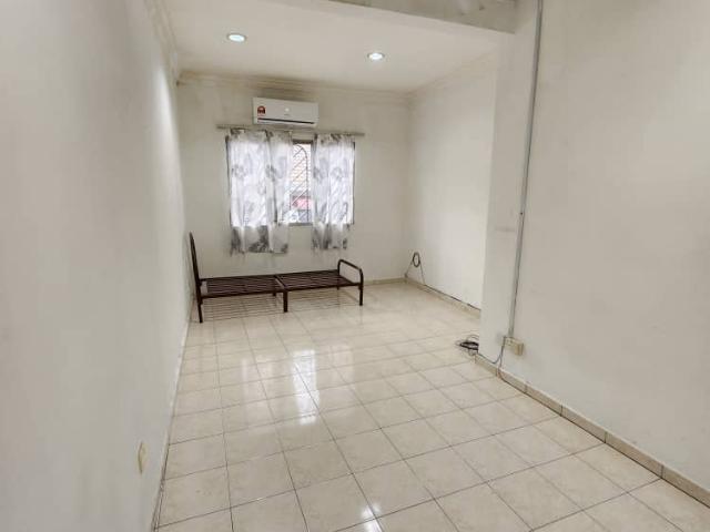 Room for rent in Petaling, Subang Jaya