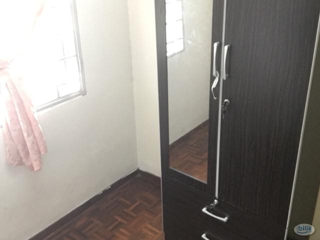 Room for rent in Selangor