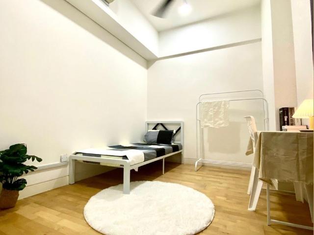 Room for rent in Petaling, Alam Impian
