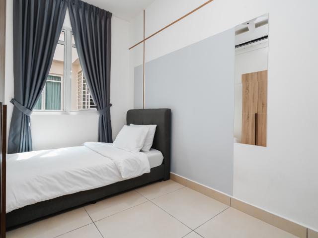 Room for rent in Petaling, Damansara Damai
