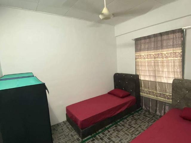 Room for rent in Petaling, Alam Impian