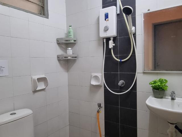 Room for rent in Petaling, Alam Impian