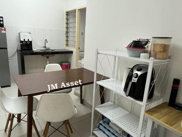 Room for rent in Petaling, Alam Impian