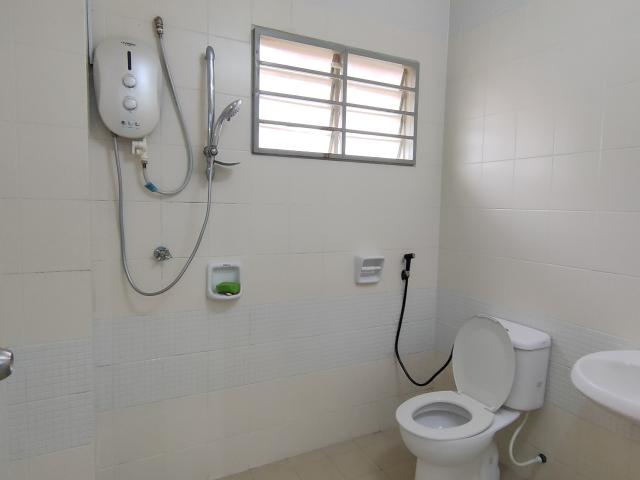 Room for rent in Petaling, Damansara Damai