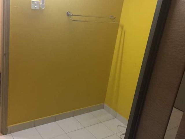 Room for rent in Petaling, Alam Impian
