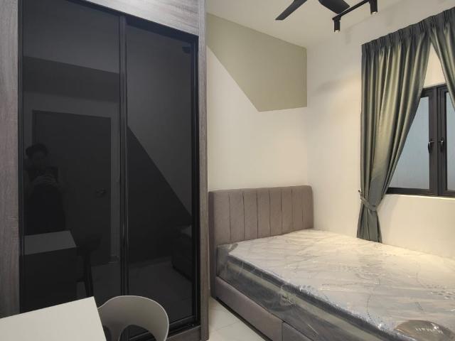 Room for rent in Wellesley, Penang