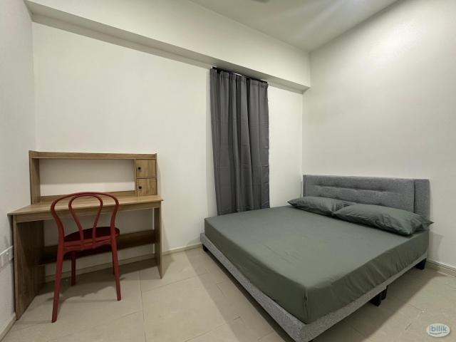 Room for rent in Petaling, Alam Impian