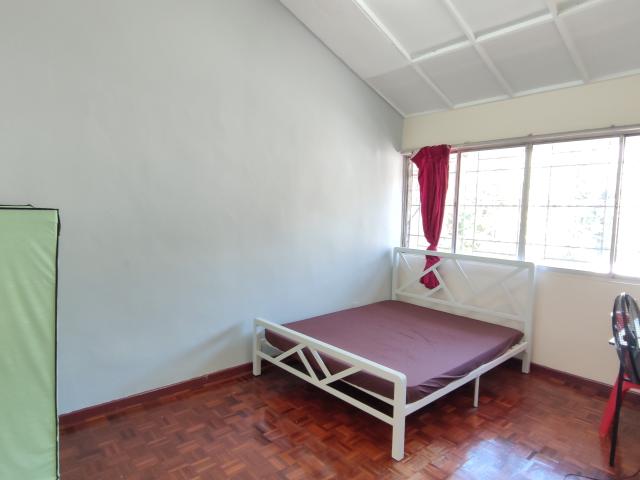 Room for rent in Petaling, Damansara Damai