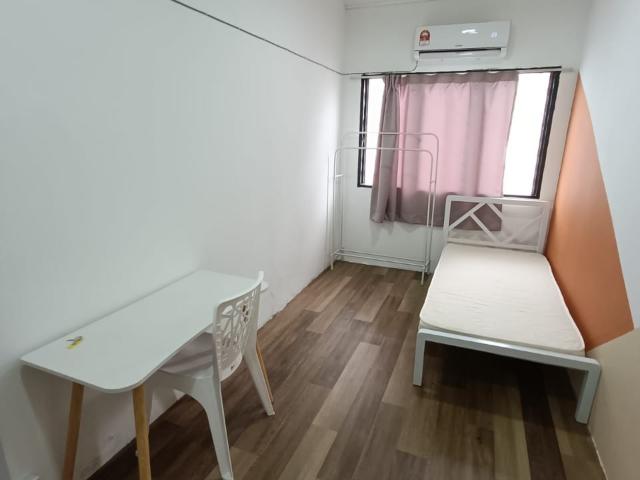 Room for rent in Petaling, Damansara Damai