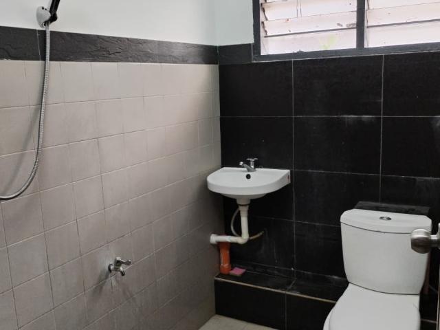 Room for rent in PJU 6, Petaling Jaya