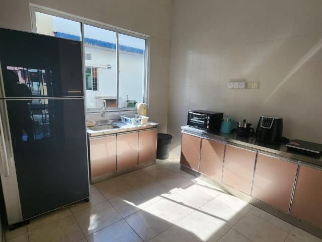 Room for rent in Wellesley, Penang