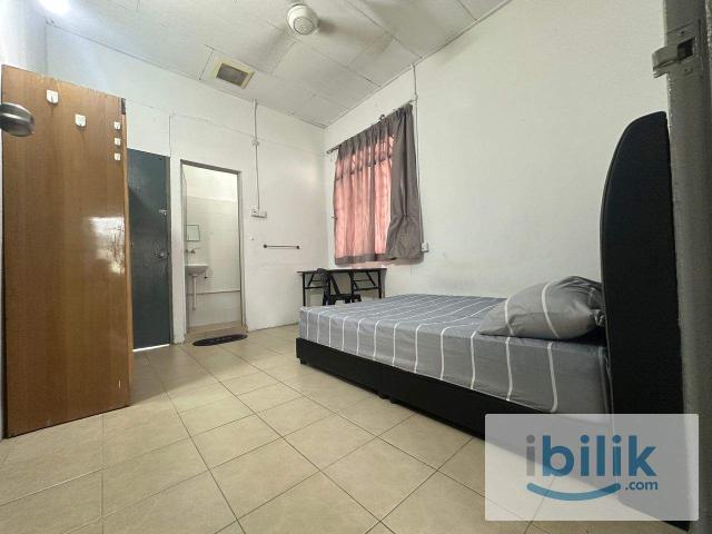 Room for rent in Wellesley, Penang