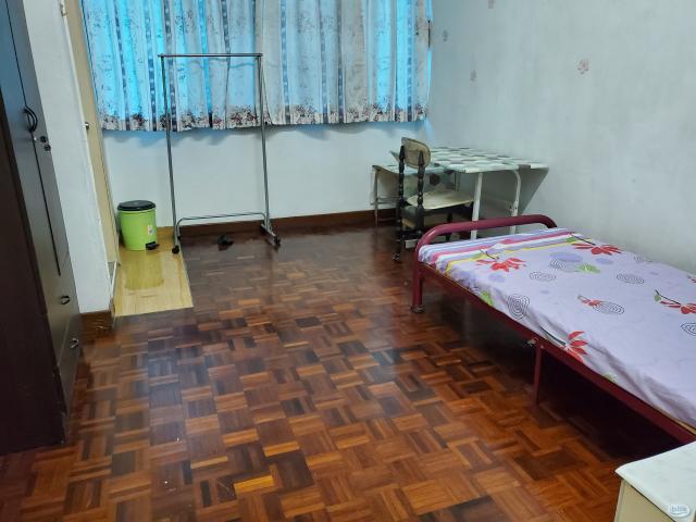 Room for rent in Petaling, Damansara Damai