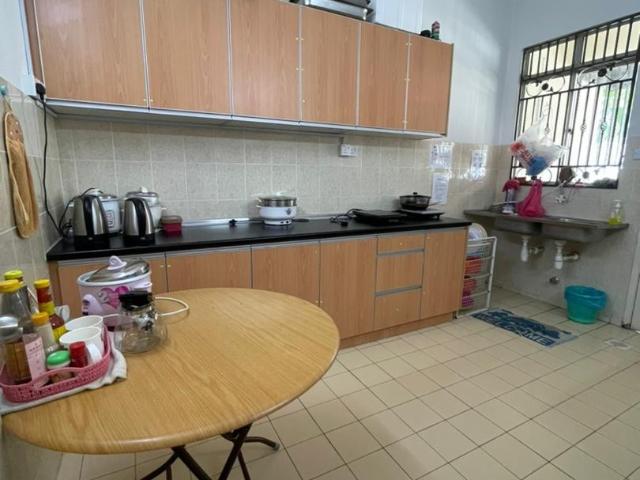 Room for rent in Petaling, Damansara Damai