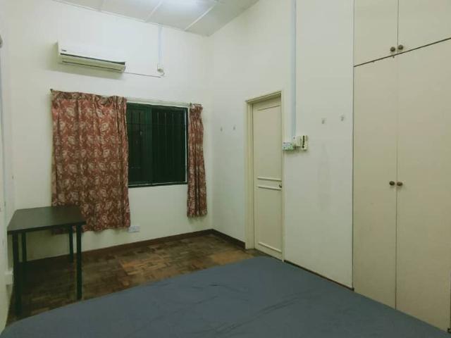 Room for rent in PJU 3, Petaling Jaya