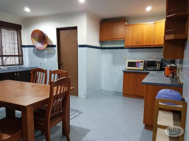 Room for rent in USJ 18, Majlis Bandaraya Subang Jaya