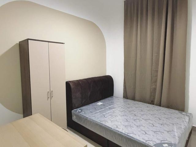 Room for rent in PJU 6, Petaling Jaya