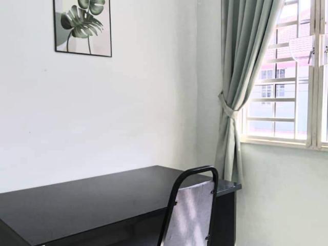 Room for rent in Wellesley, Penang