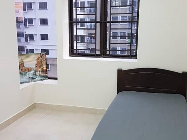 Room for rent in Petaling, Damansara Damai