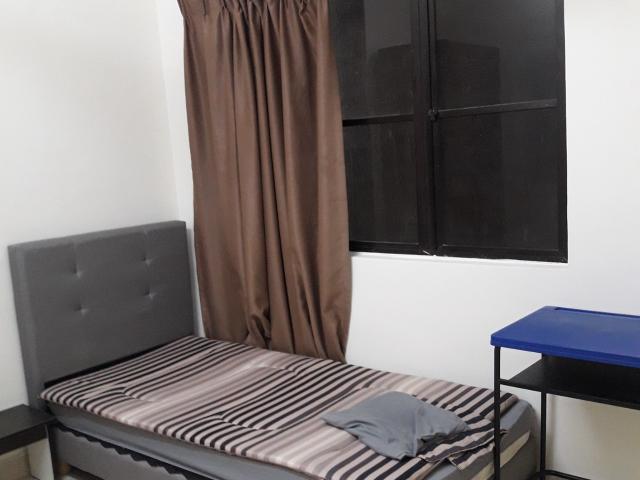 Room for rent in PJU 6, Petaling Jaya