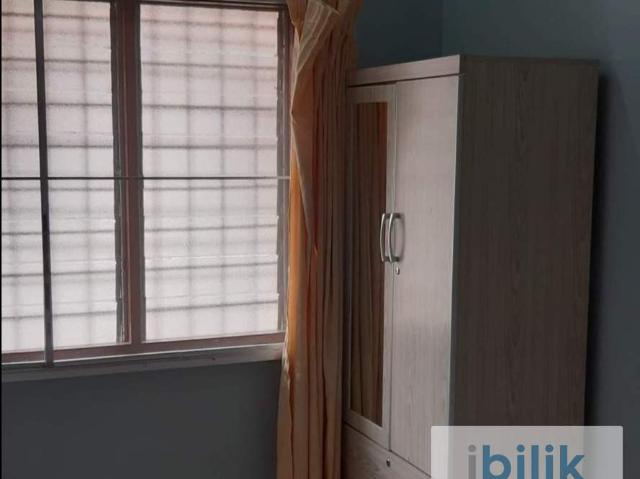 Room for rent in Tanjong Sepat, Selangor