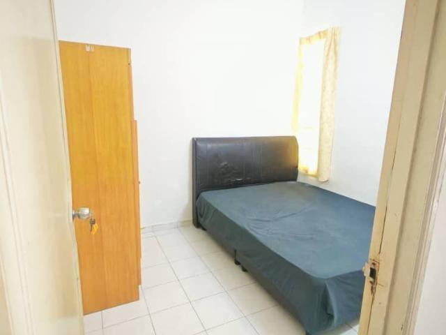 Room for rent in Georgetown, Penang