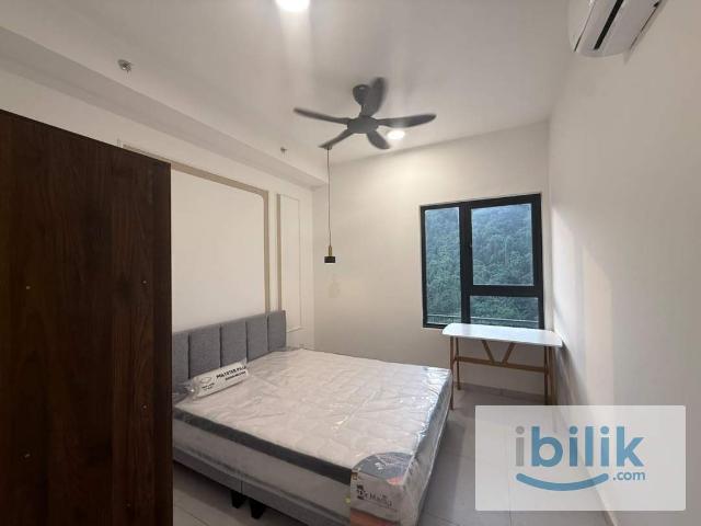 Room for rent in PJU 8, Petaling Jaya