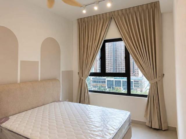 Room for rent in PJU 8, Petaling Jaya