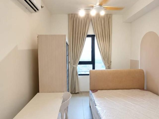 Room for rent in PJU 8, Petaling Jaya