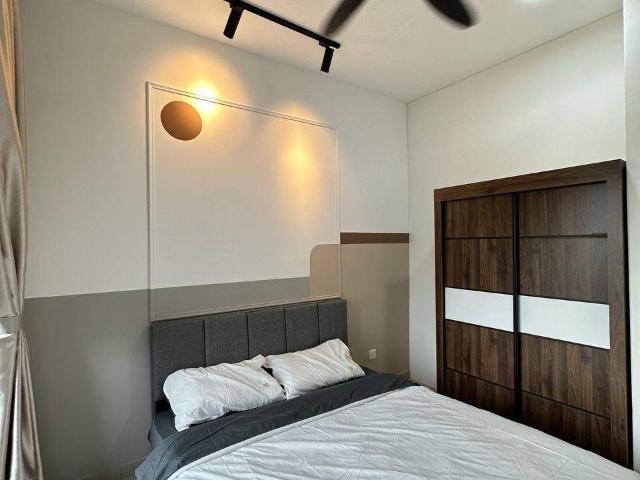 Room for rent in PJU 8, Petaling Jaya