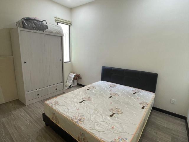 Room for rent in Mukim 13, Georgetown