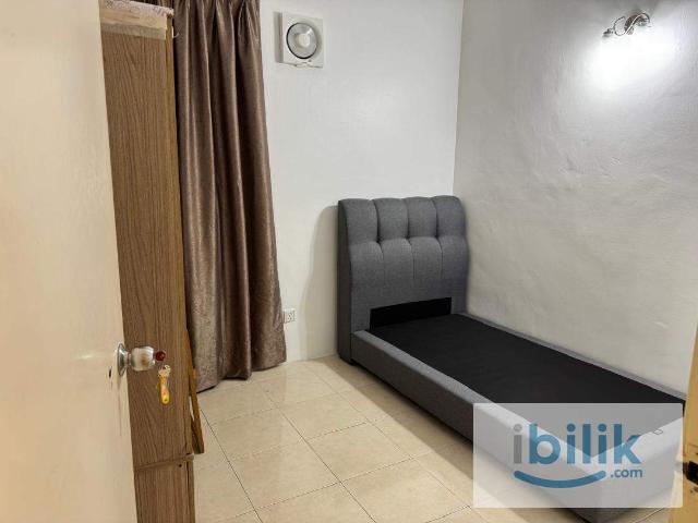 Room for rent in Barat Daya, George Town