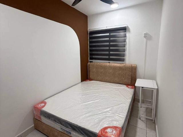 Room for rent in PJU 8, Petaling Jaya