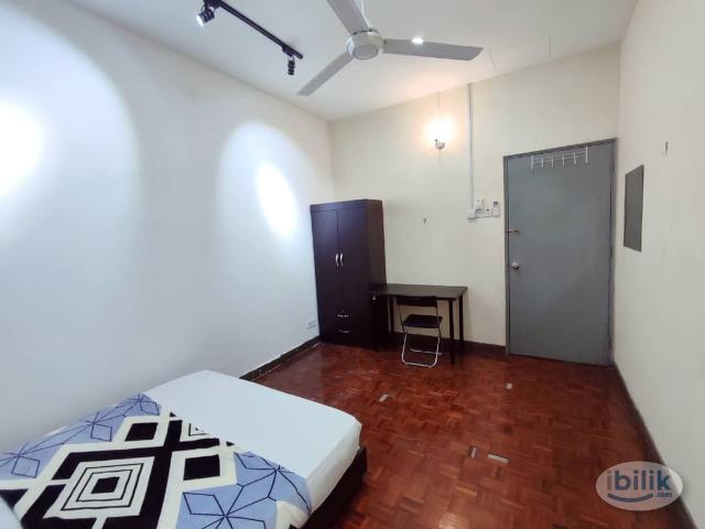 Room for rent in Petaling, Damansara Damai