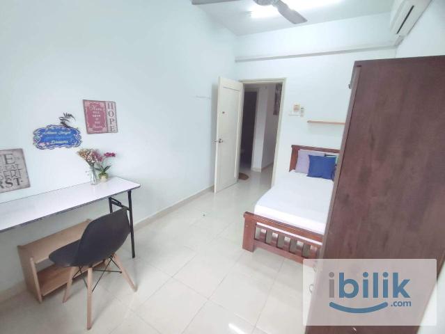 Room for rent in Petaling, Damansara Damai