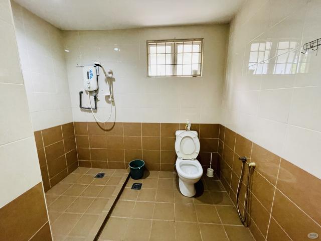 Room for rent in Petaling, Damansara Damai