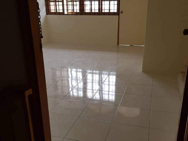 Room for rent in Country Heights Damansara, Kuala Lumpur
