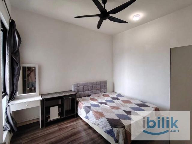 Room for rent in Petaling, Alam Impian