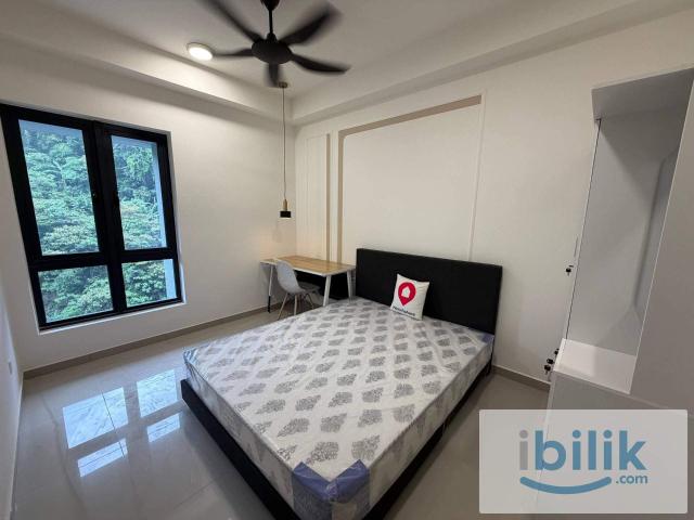 Room for rent in PJU 8, Petaling Jaya