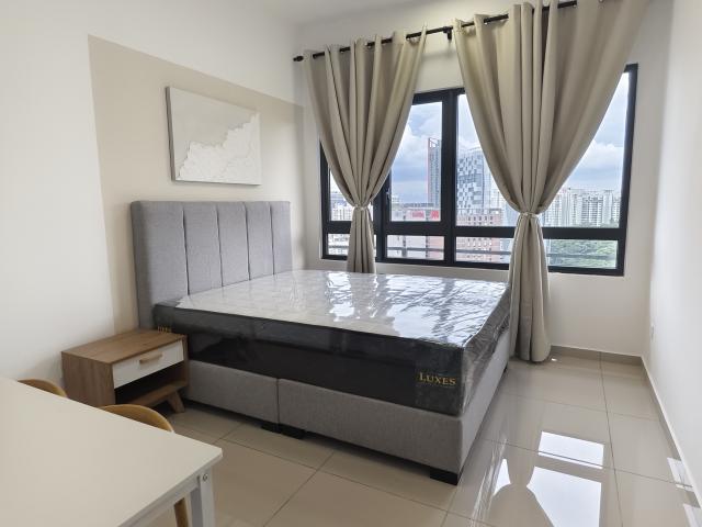Room for rent in PJU 8, Petaling Jaya