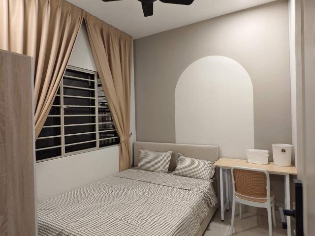 Room for rent in Petaling, Damansara Damai