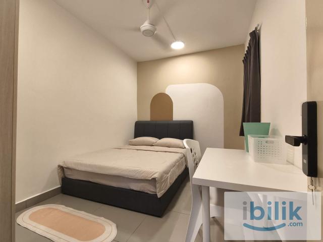 Room for rent in PJU 6, Petaling Jaya