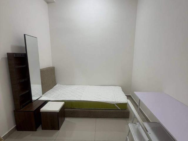 Room for rent in PJU 8, Petaling Jaya